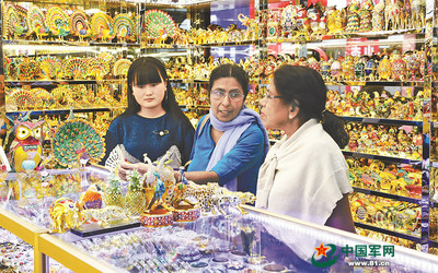 在"一帶一路"沿線國(guó)家叫響中國(guó)品牌,老板們很拼 - 中國(guó)軍網(wǎng)